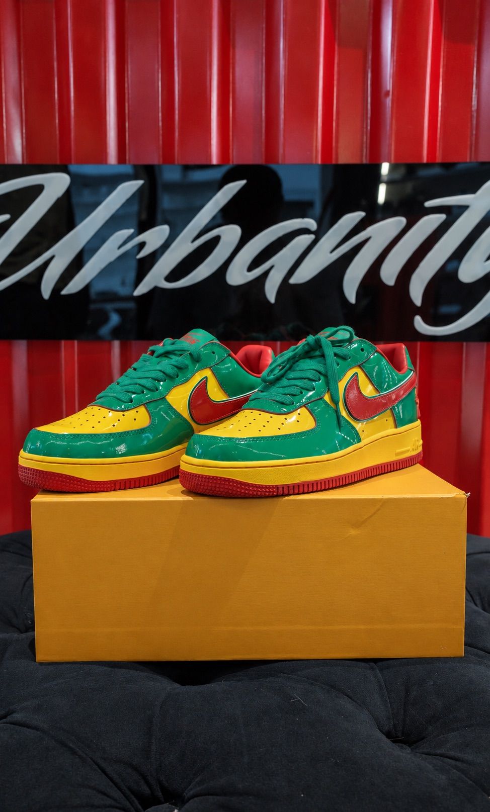 Nike Dunk Low - Green/Yellow/Red, view 2