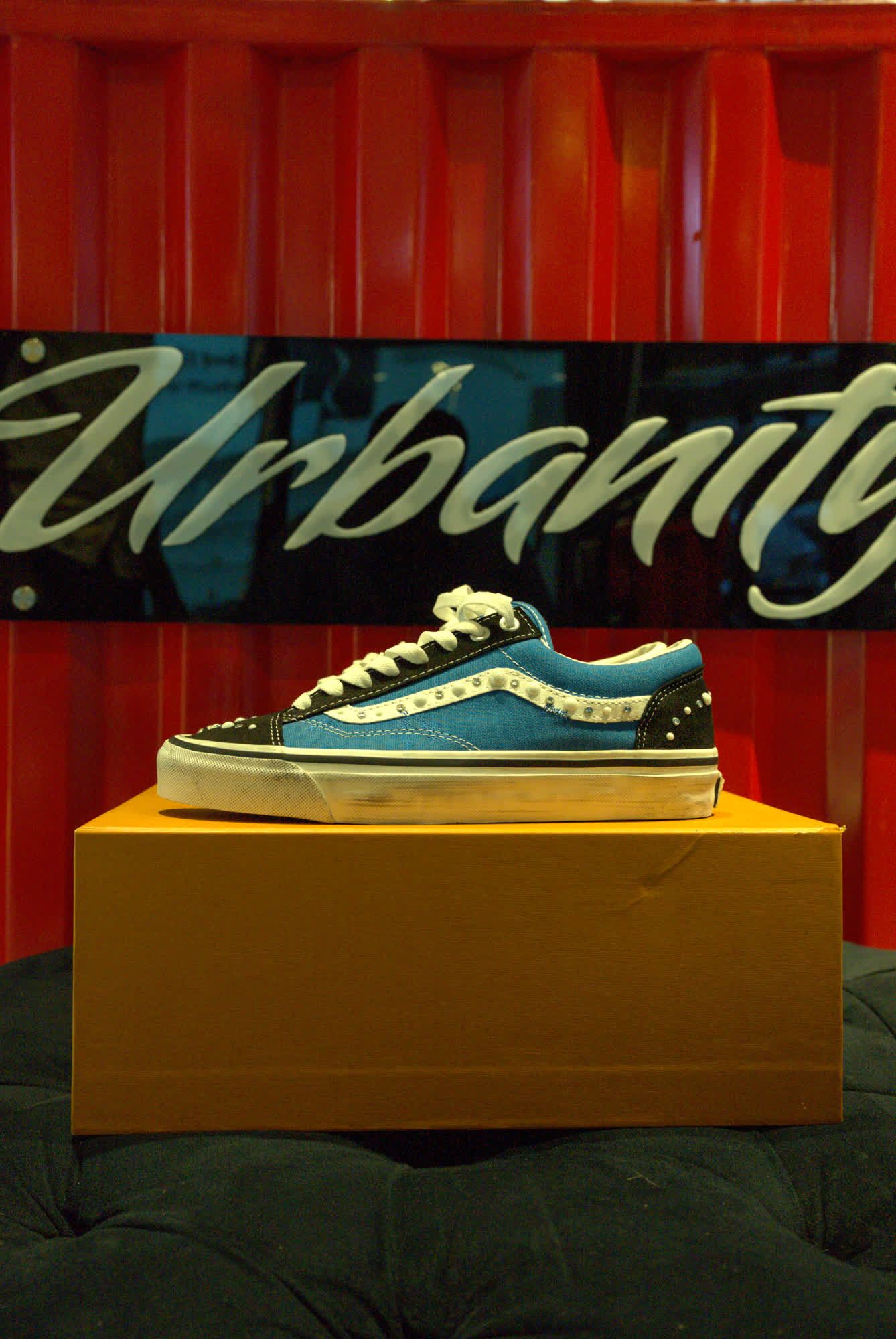 Vans Old Skool - Blue/White, view 1