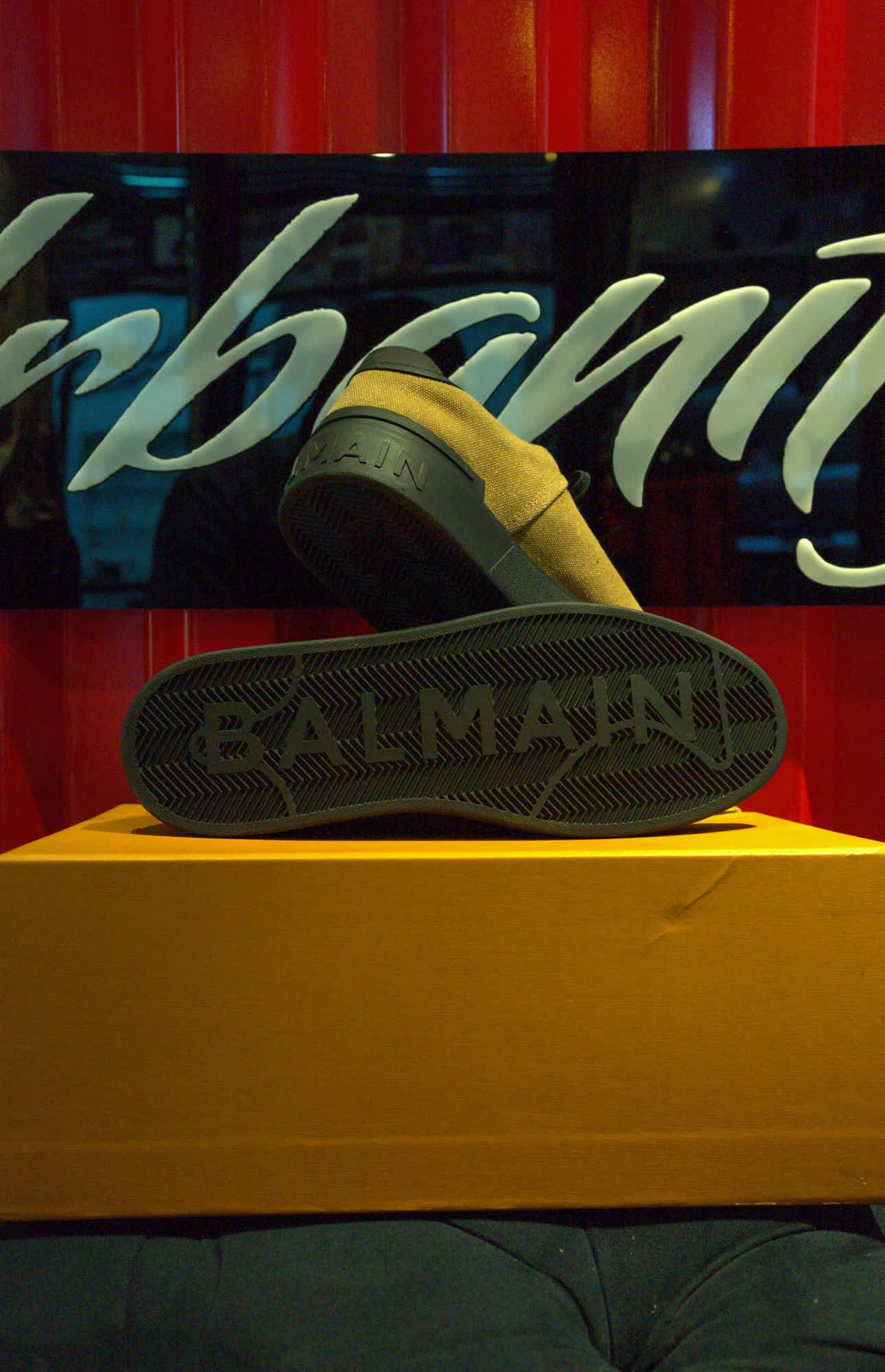Balmain Low-Top Sneaker - Tan, view 1