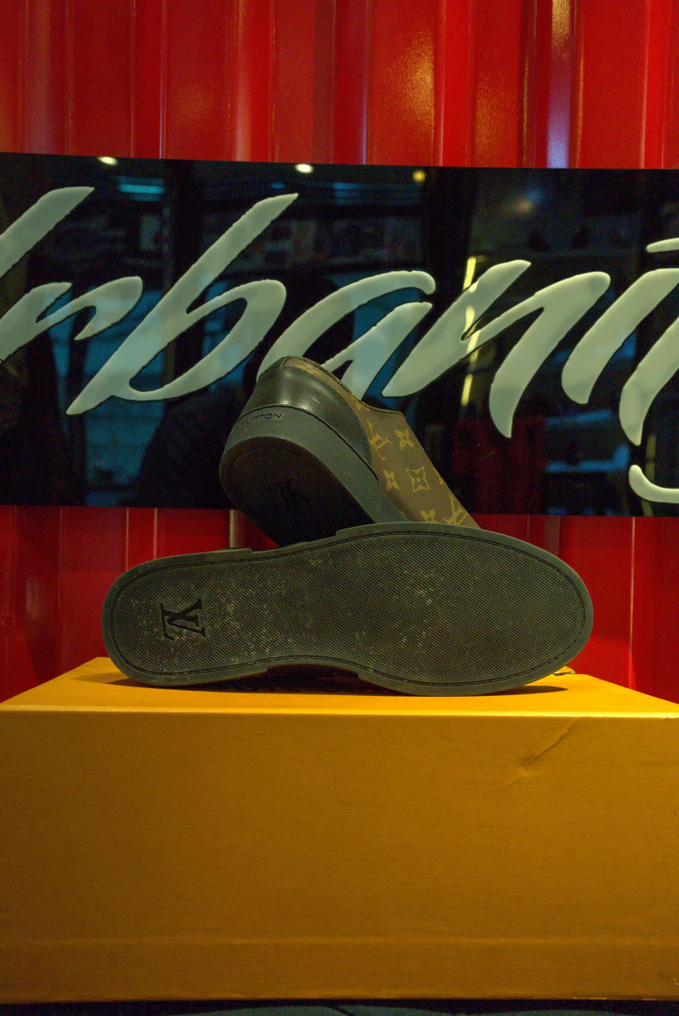 Louis Vuitton LV Trainer, view 1