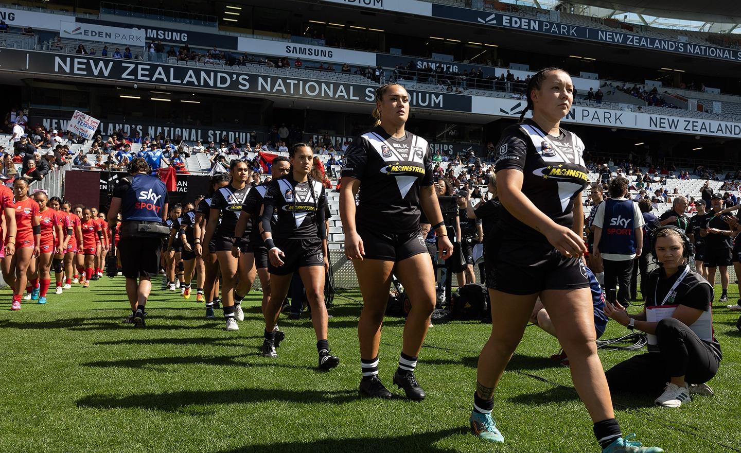 Ultimate Kiwi Ferns Walk Out Experience - Eden Park Background