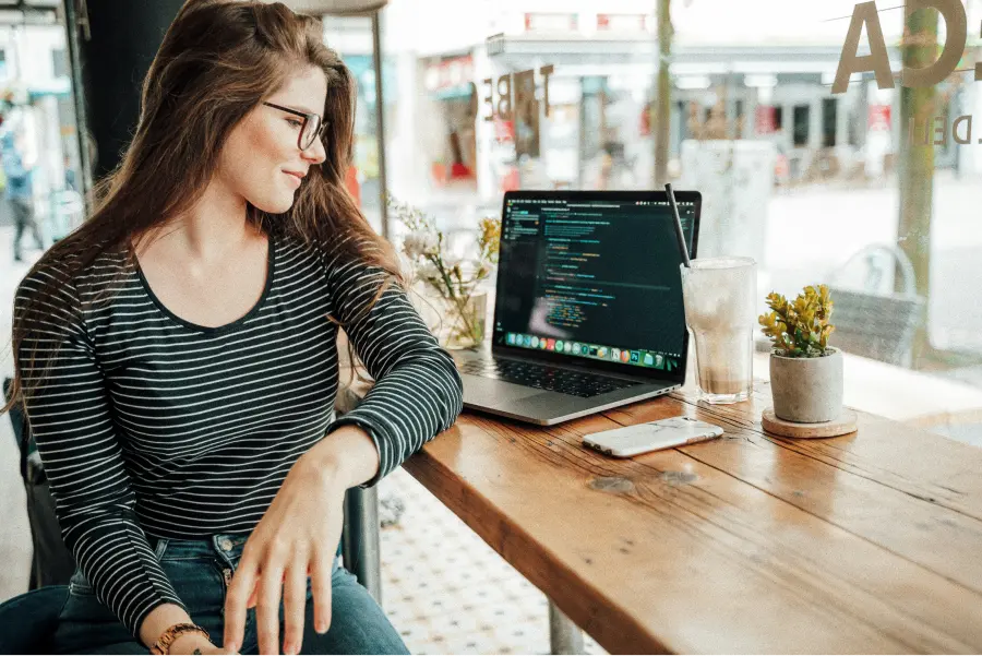 What is PLE (Personal Learning Environment)?
