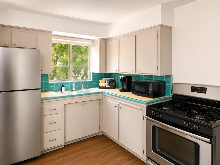 Boulevard kitchen