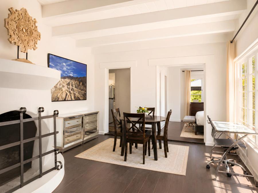Marquise dining room