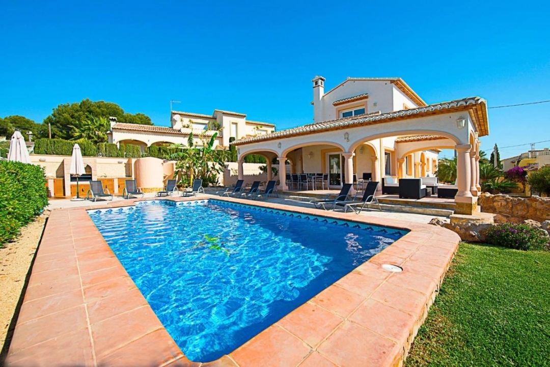 Villa Almendros - PlusHolidays