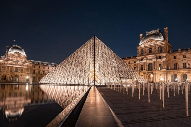 Louvre Museum