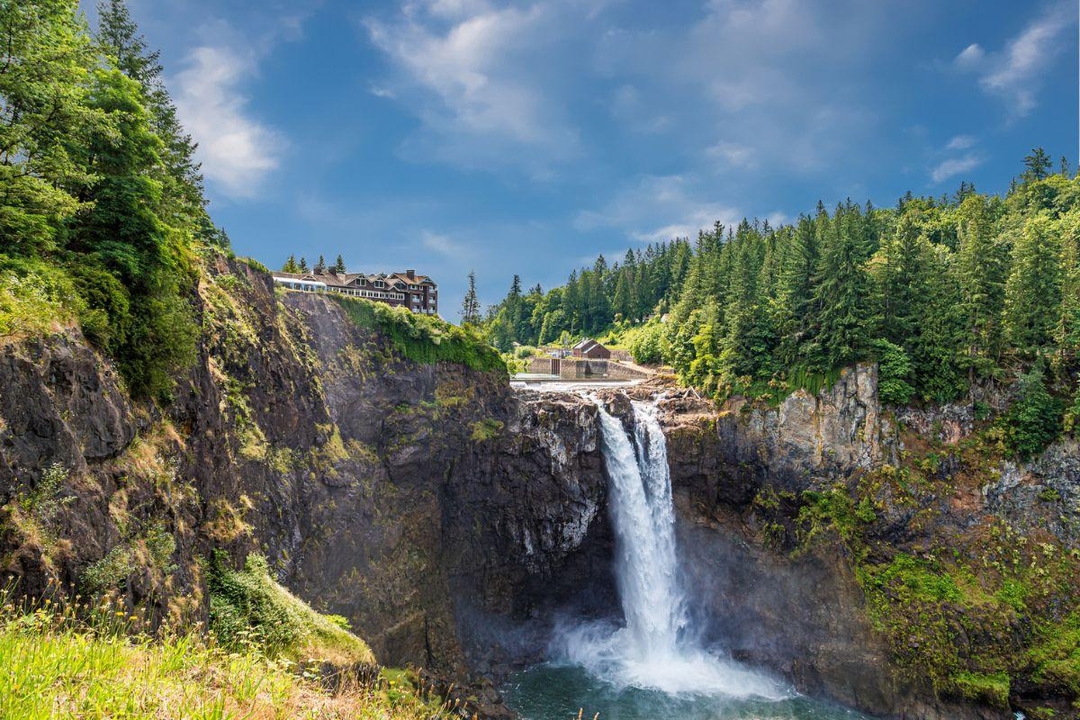 Snoqualmie Falls