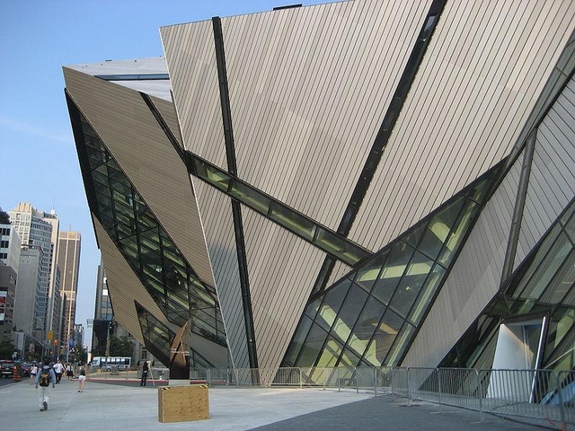 Royal Ontario Museum (ROM)