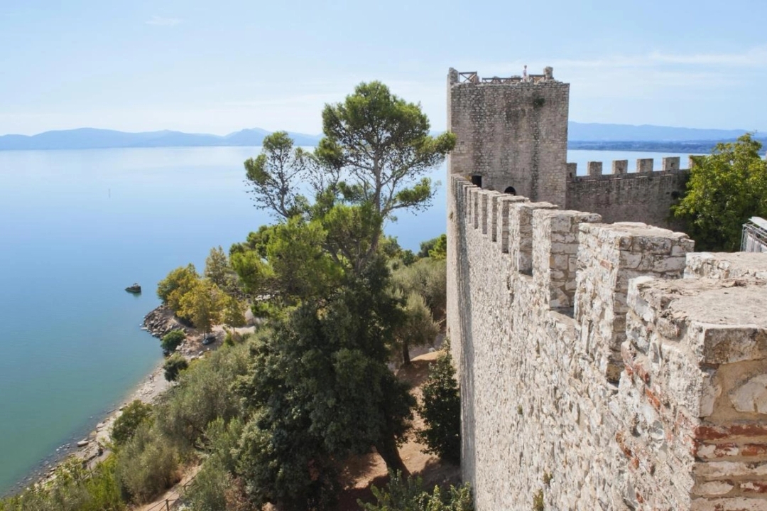 Lake Trasimeno (Lago Trasimeno)