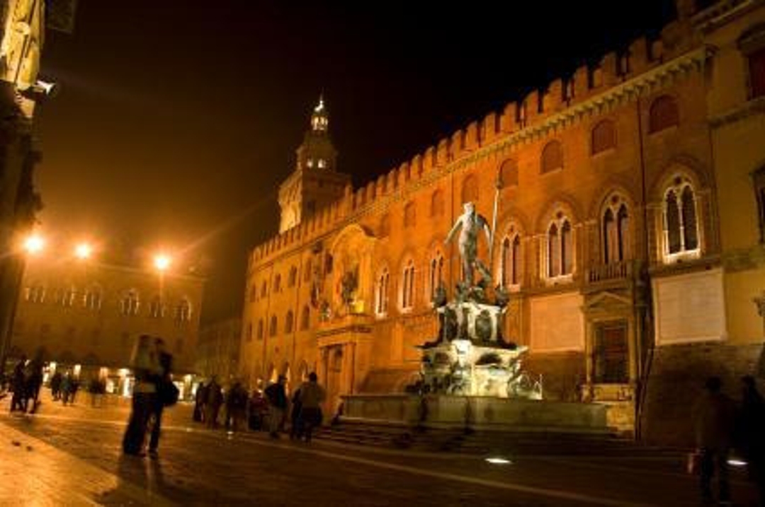 Bologna Piazza Maggiore