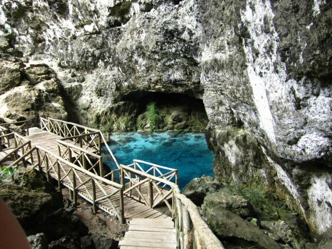 Hoyo Azul Lagoon