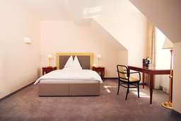 Parkhotel Graz - Traditional Luxury Image 2