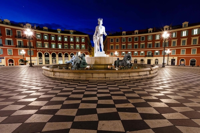 Massena Square (Place Masséna)