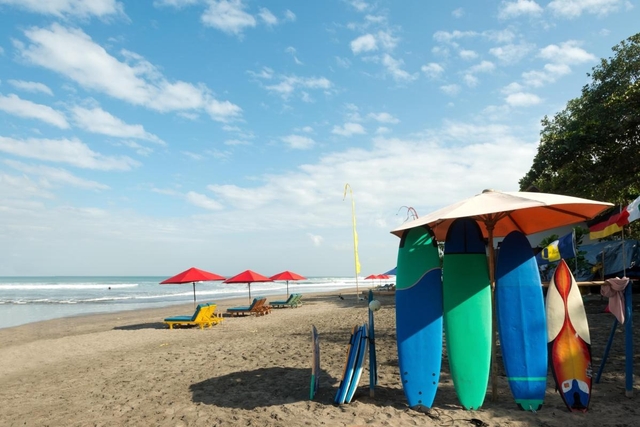 Seminyak Beach (Pantai Seminyak)