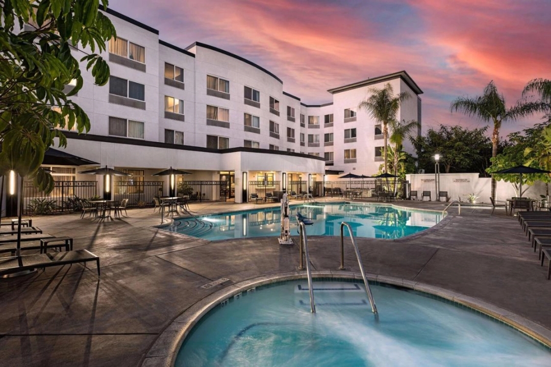 Courtyard by Marriott Anaheim Resort