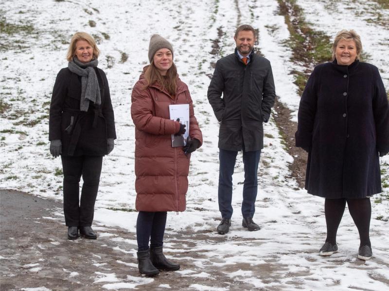 Pårørendealliansen m  Erna Solberg og Bent Høie lansering pårørendestrategi