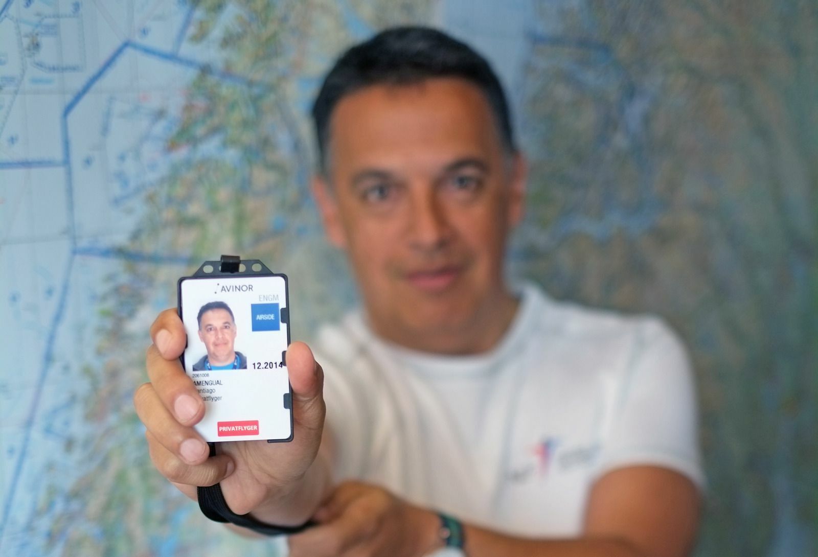 Flyplass-Norge rundt med Avinors PFLY-kort | Flynytt