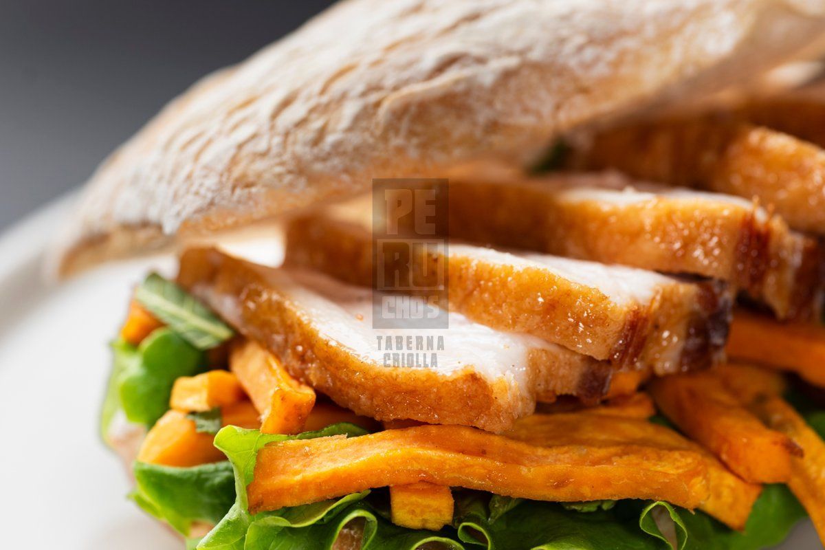 Pan con Chicharrón - Imagen 3