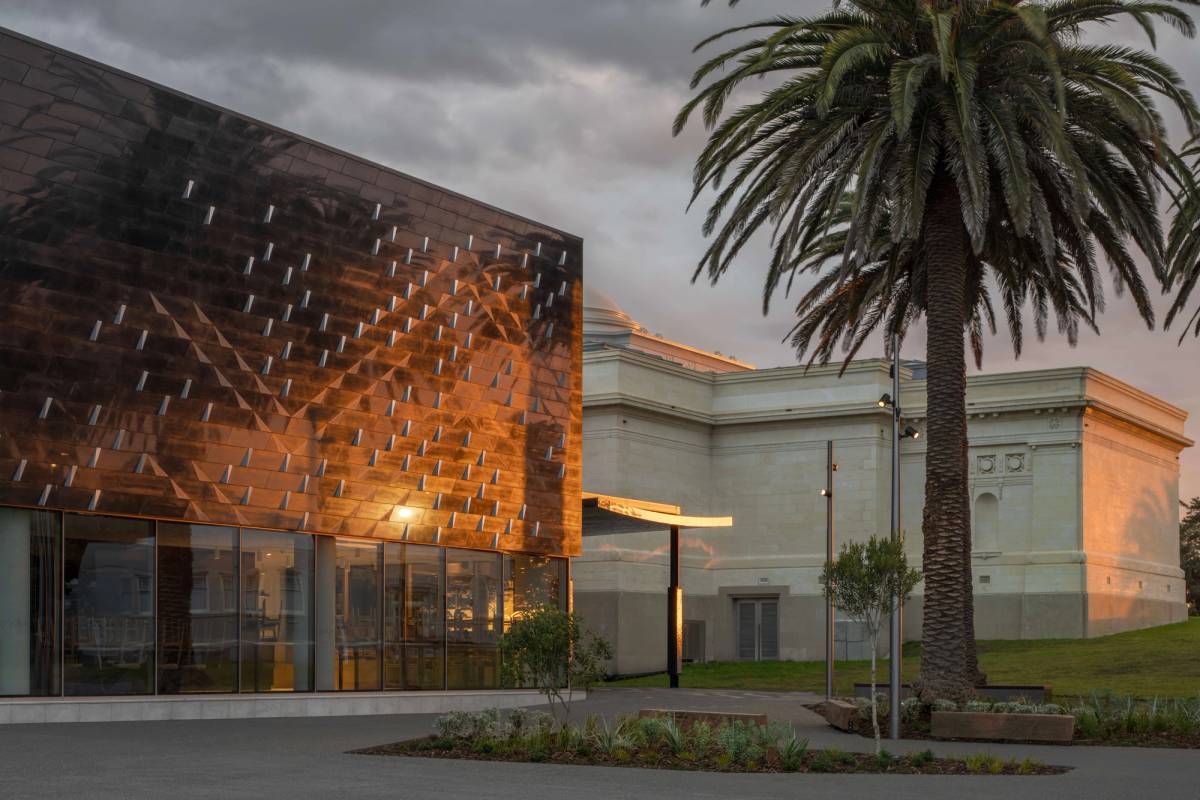 Get 15% off experiences in [Region] with Viator