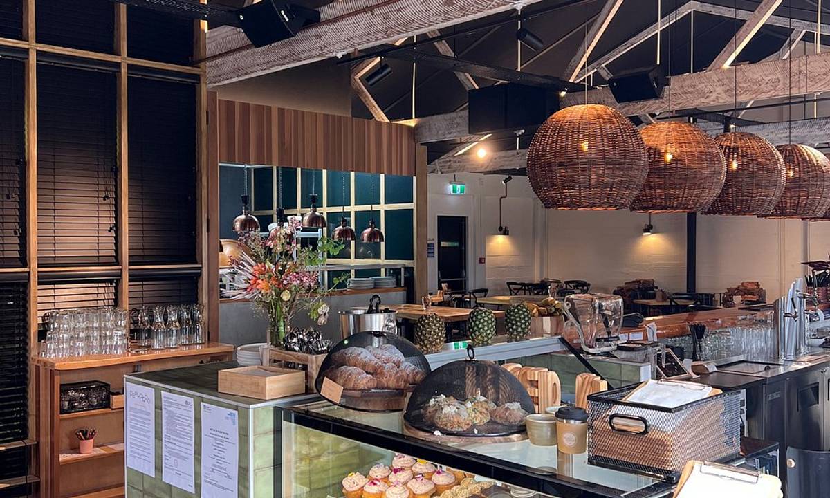 Peekaboo Backyard Eatery