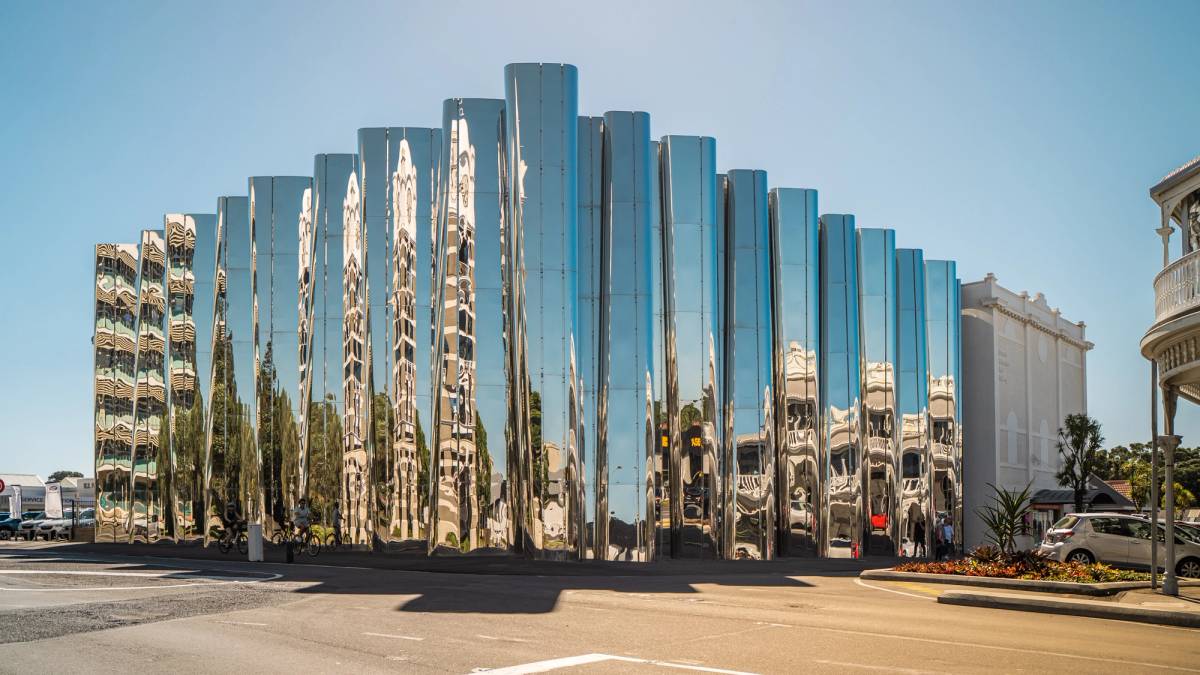 Get 15% off experiences in [Region] with Viator