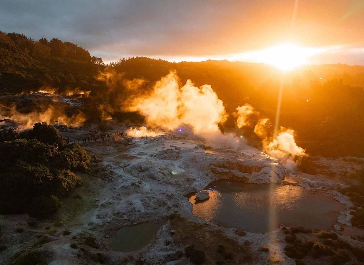 Te Puia: Te Pō Indigenous Evening Experience Combo