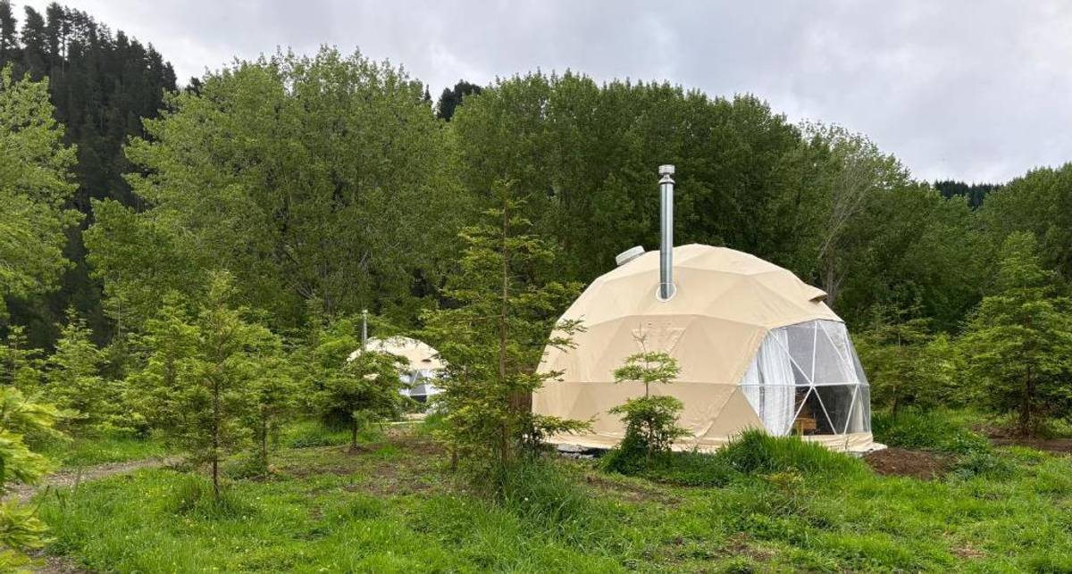 Takahuri Glamping Domes