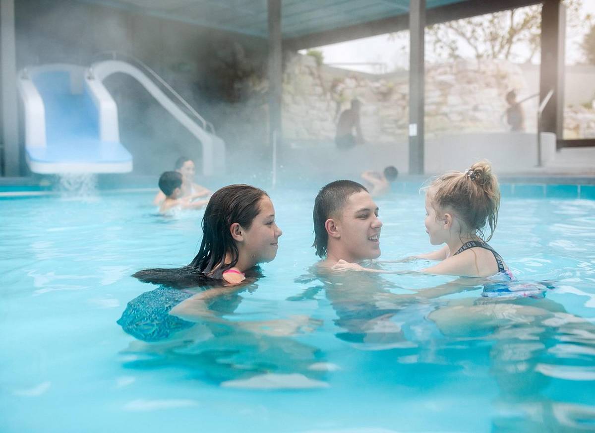 Polynesian Spa Rotorua: Family Hot Pools and Freshwater Pool