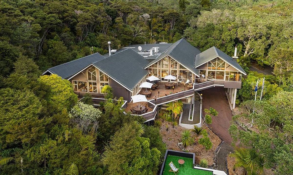 Grand Mercure Puka Park Resort