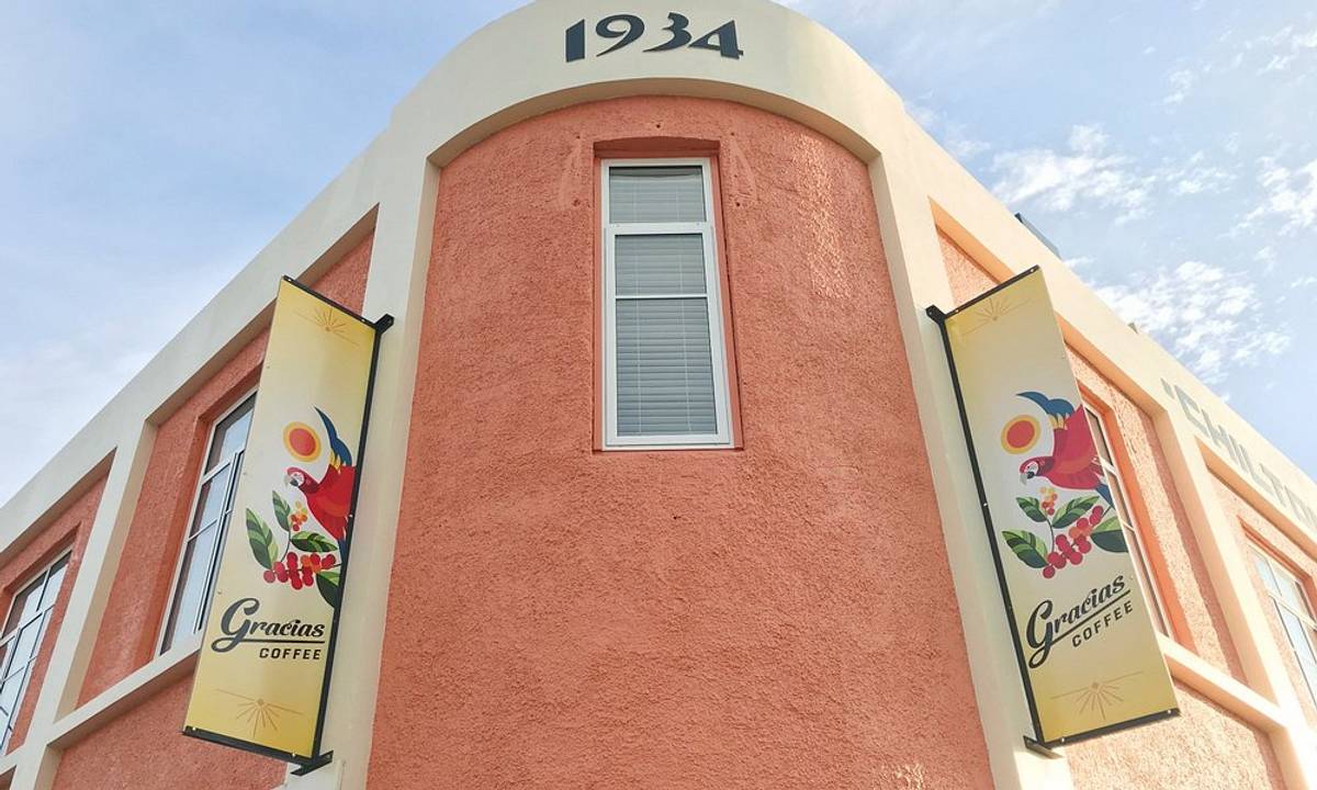 Don Luciano Cafe Masterton