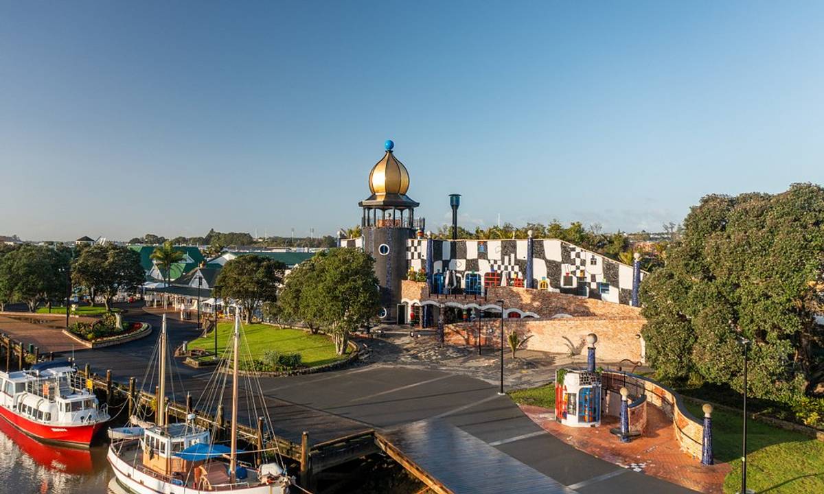 Hundertwasser Art Centre With Wairau Māori Art Gallery