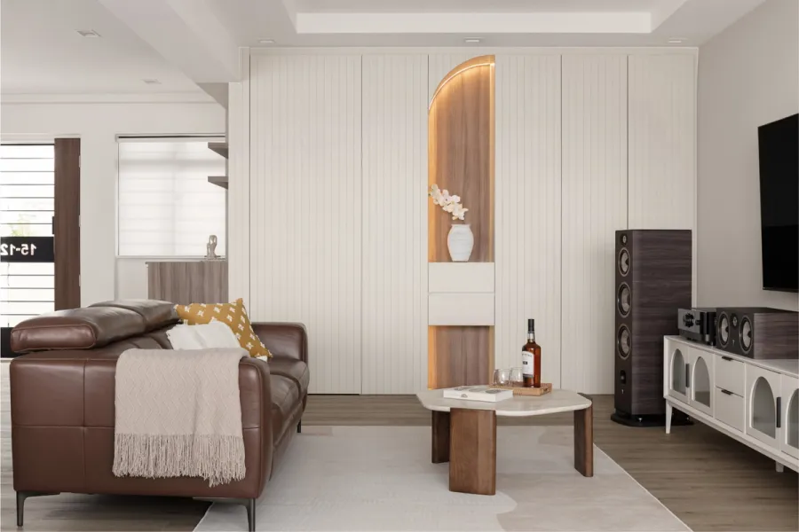 232A Serangoon Avenue Living Area