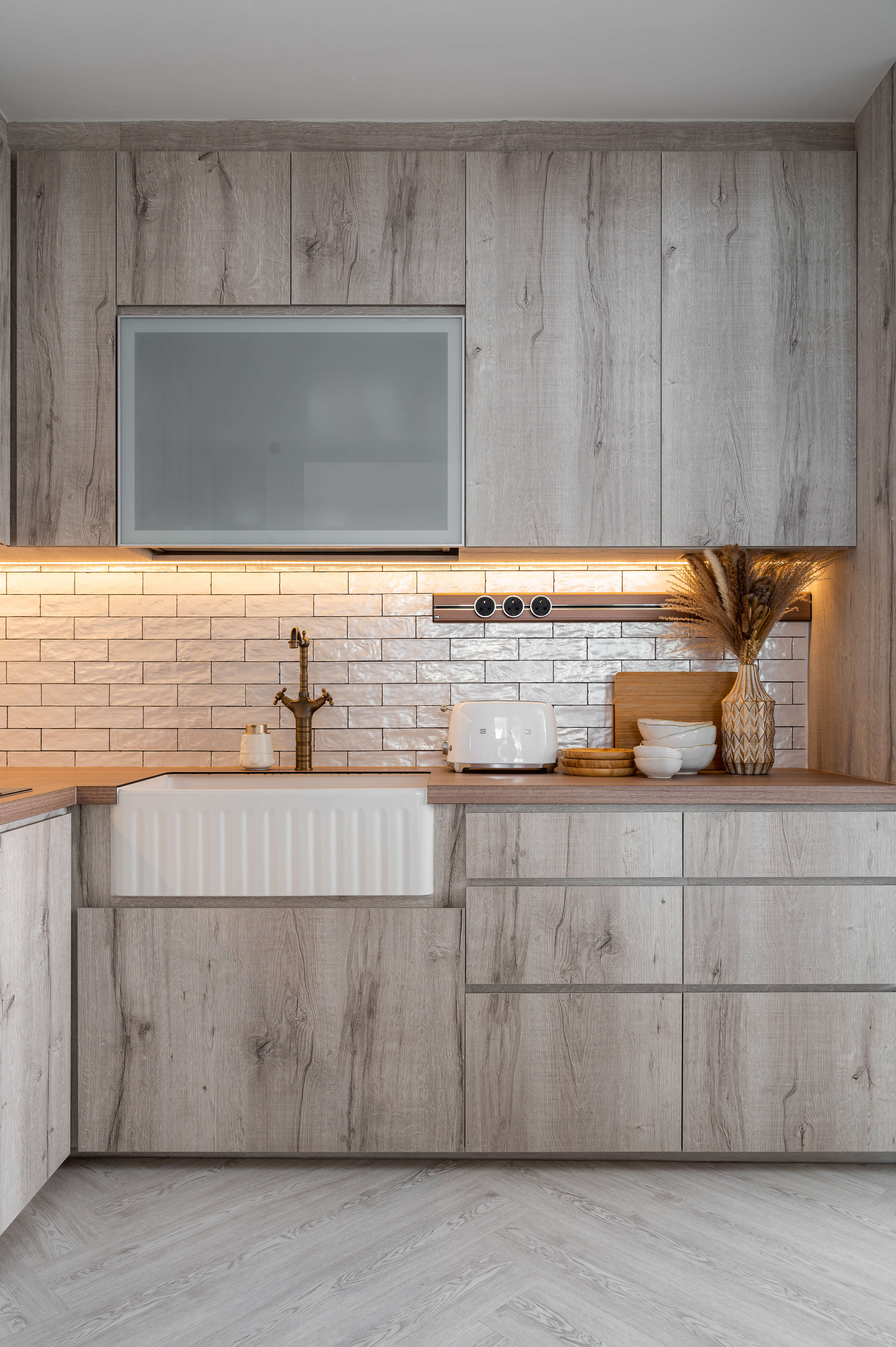 Modern Rustic Kitchen with Wood Cabinets, White Countertops and Tiled Wall