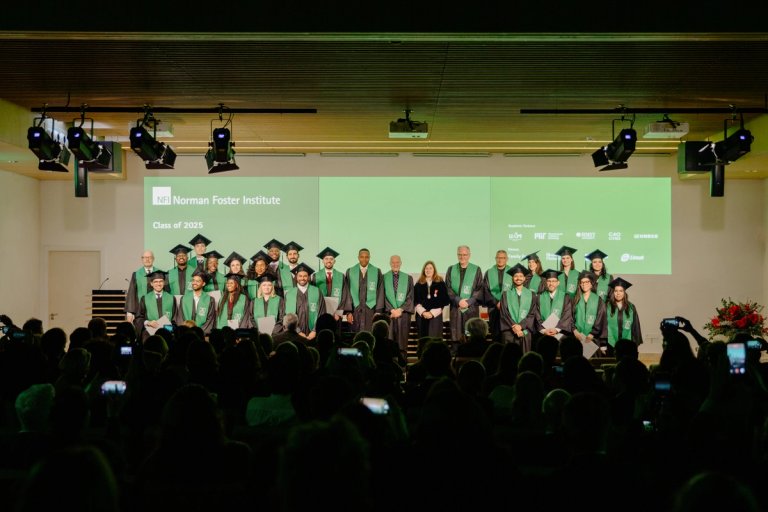 NORMAN FOSTER INSTITUTE_GRADUATION_05_12_2025_F7A1990 (1)