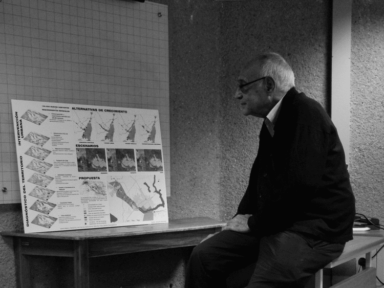 elia-zenghelis-c9fd8708-95bc-421d-88fc-9772fffbee7-resize-750