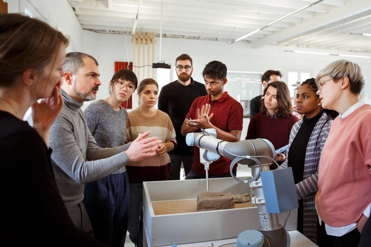 00006_2018NFF_Robotics-scaled