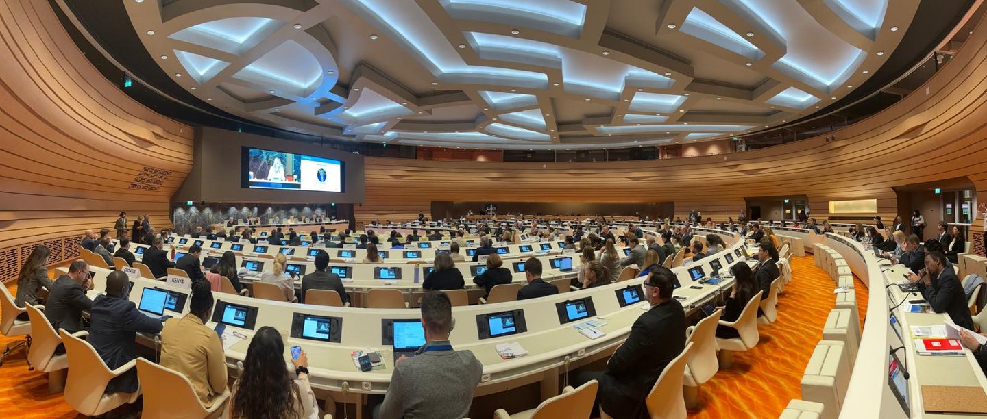 f6704969-dd8e-4d81-8ebe-d7836afc811e