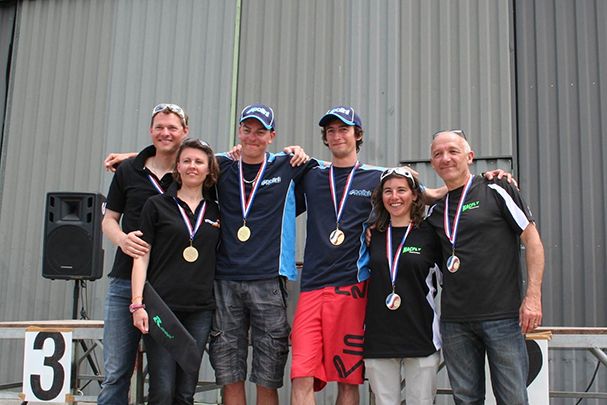 Ozone pilots win at French Championships