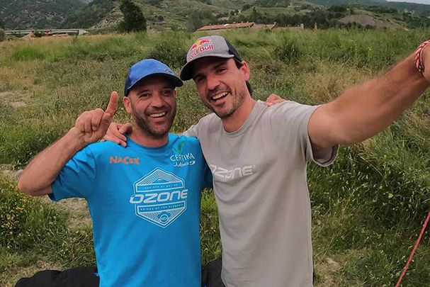 HORACIO LLORENS AND FELIX RODRIGUEZ SET A NEW DISTANCE RECORD IN THE PYRENEES.