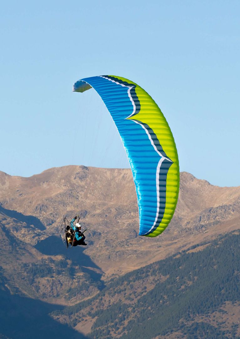 コナ2 | Ozone Paramotor