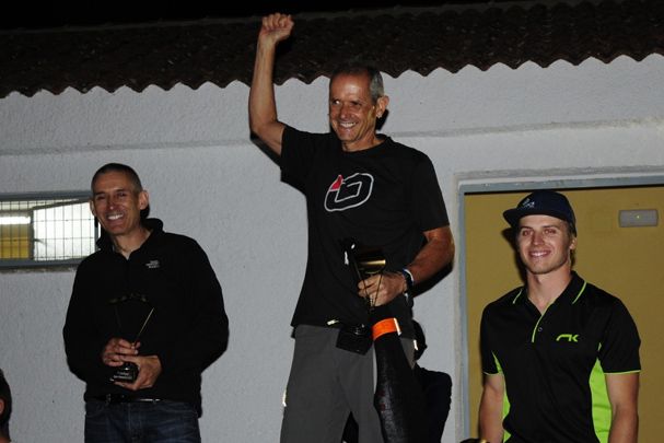 XEVI, MERYL 및 오존 팀 스페인에서 우승.