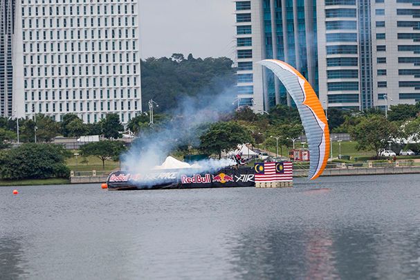 Pal Takats and Viper 2 in action at Red Bull Air Race