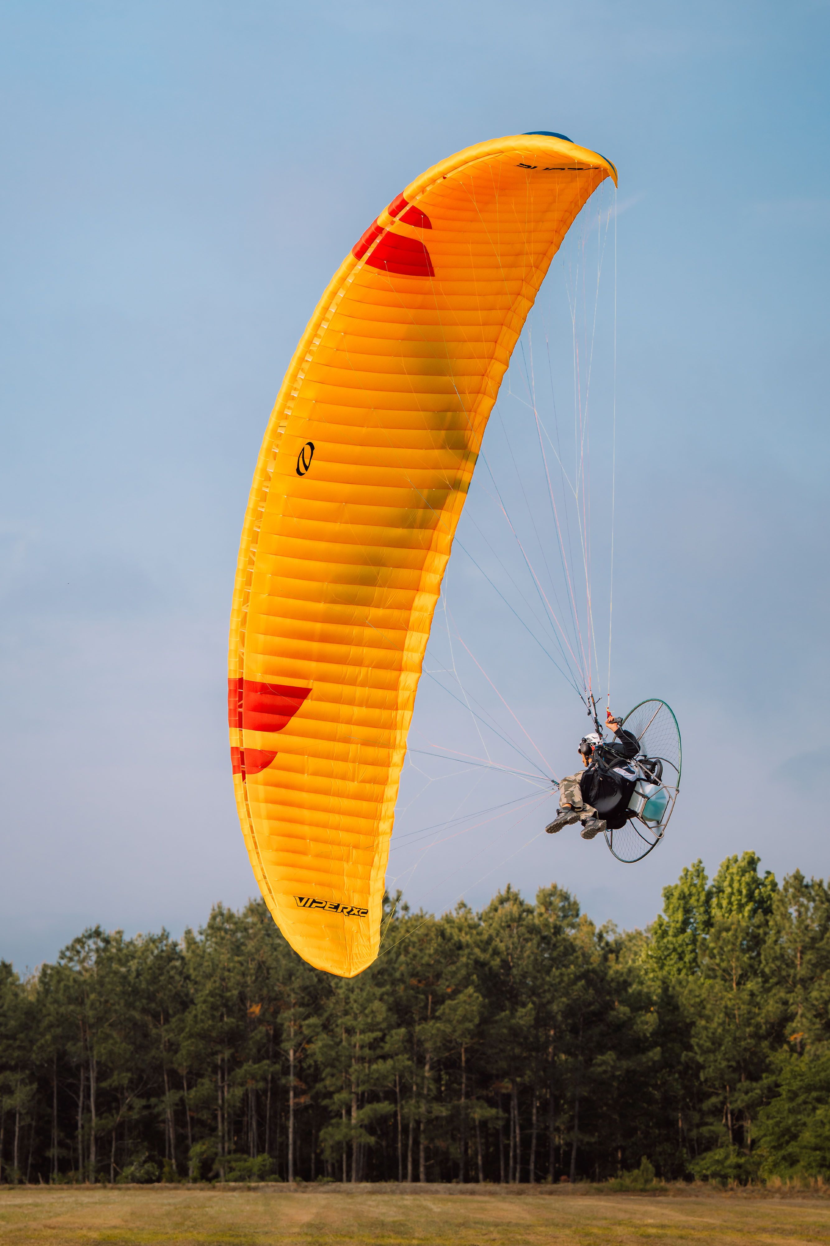 パラグライダー　フロントparachute パラモーターアクセサリーの販売|レスキューパラシュート,エンジン
