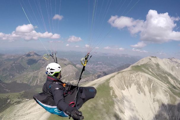 Furor de vuelo vivac en los Alpes