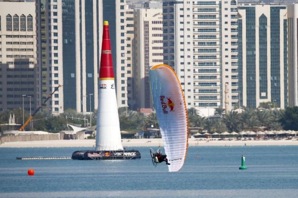 Pal Takats in azione alla Red Bull Air Race