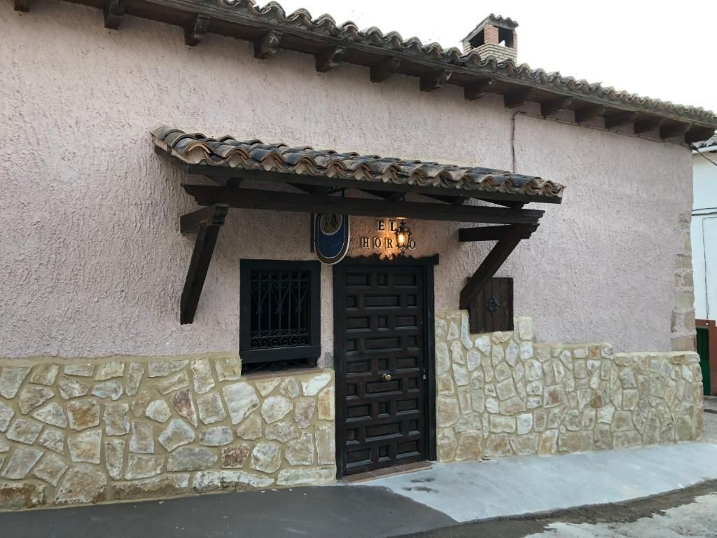 Fachada y exterior