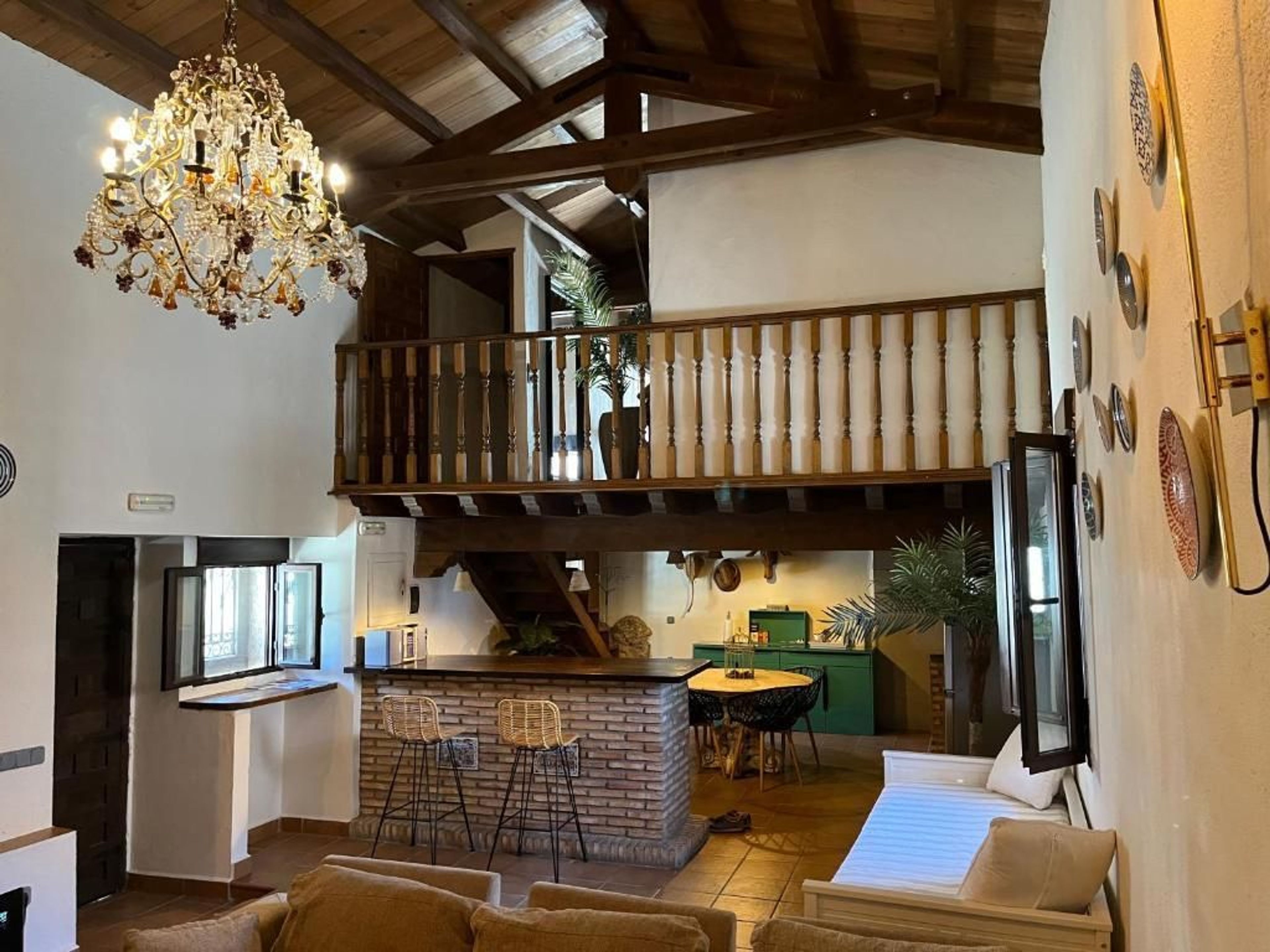 Salón con chimenea