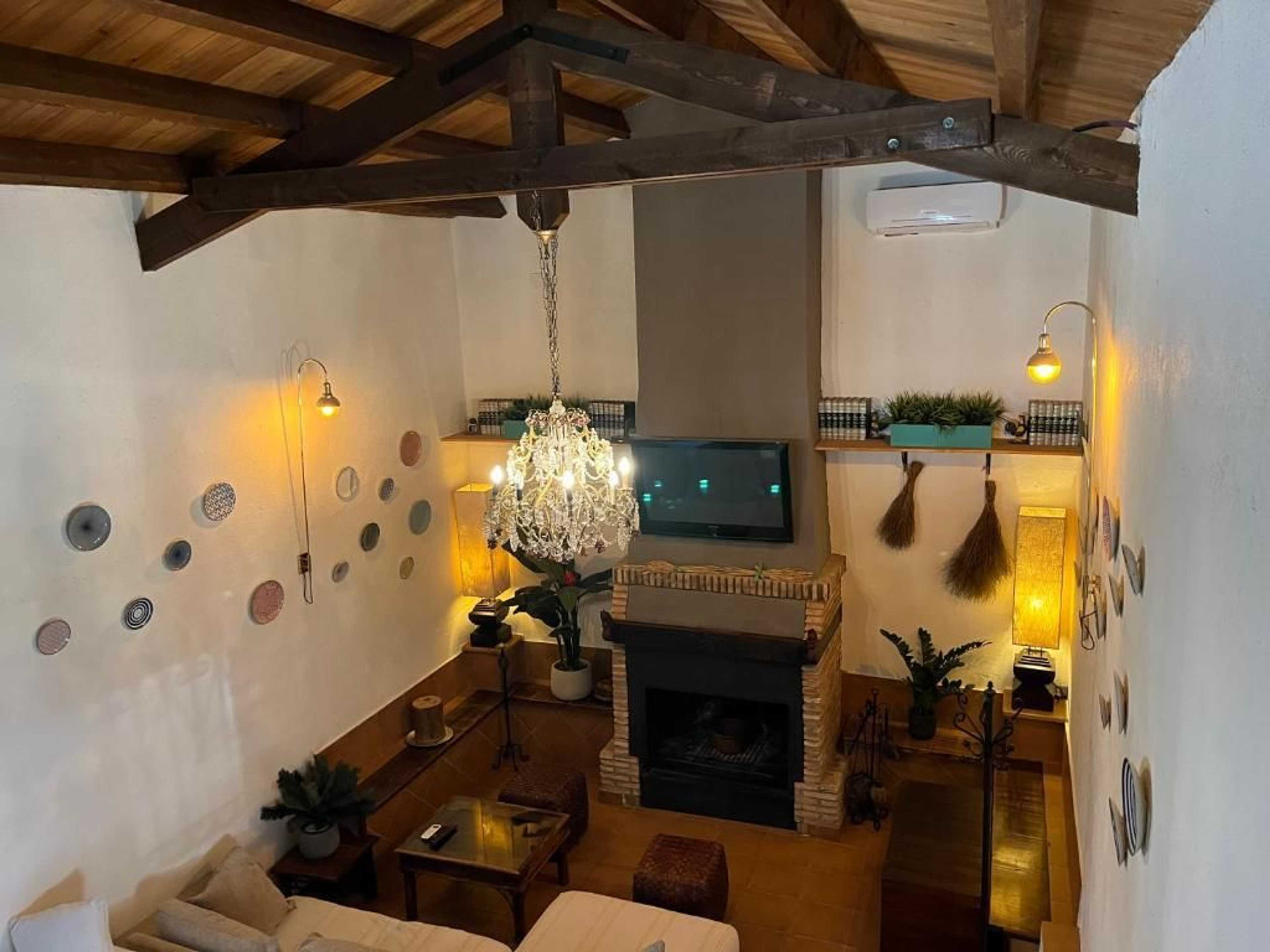 Detalle de la ducha con azulejos decorativos de estrella