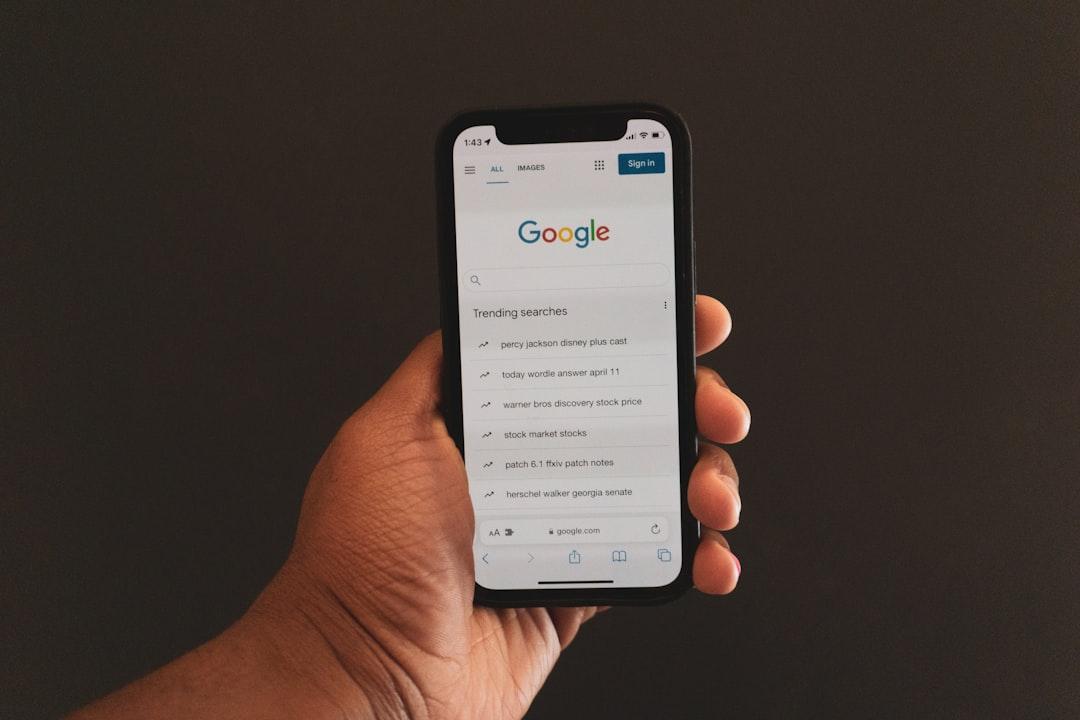 Comparison of methods for checking AI Overview keywords at scale