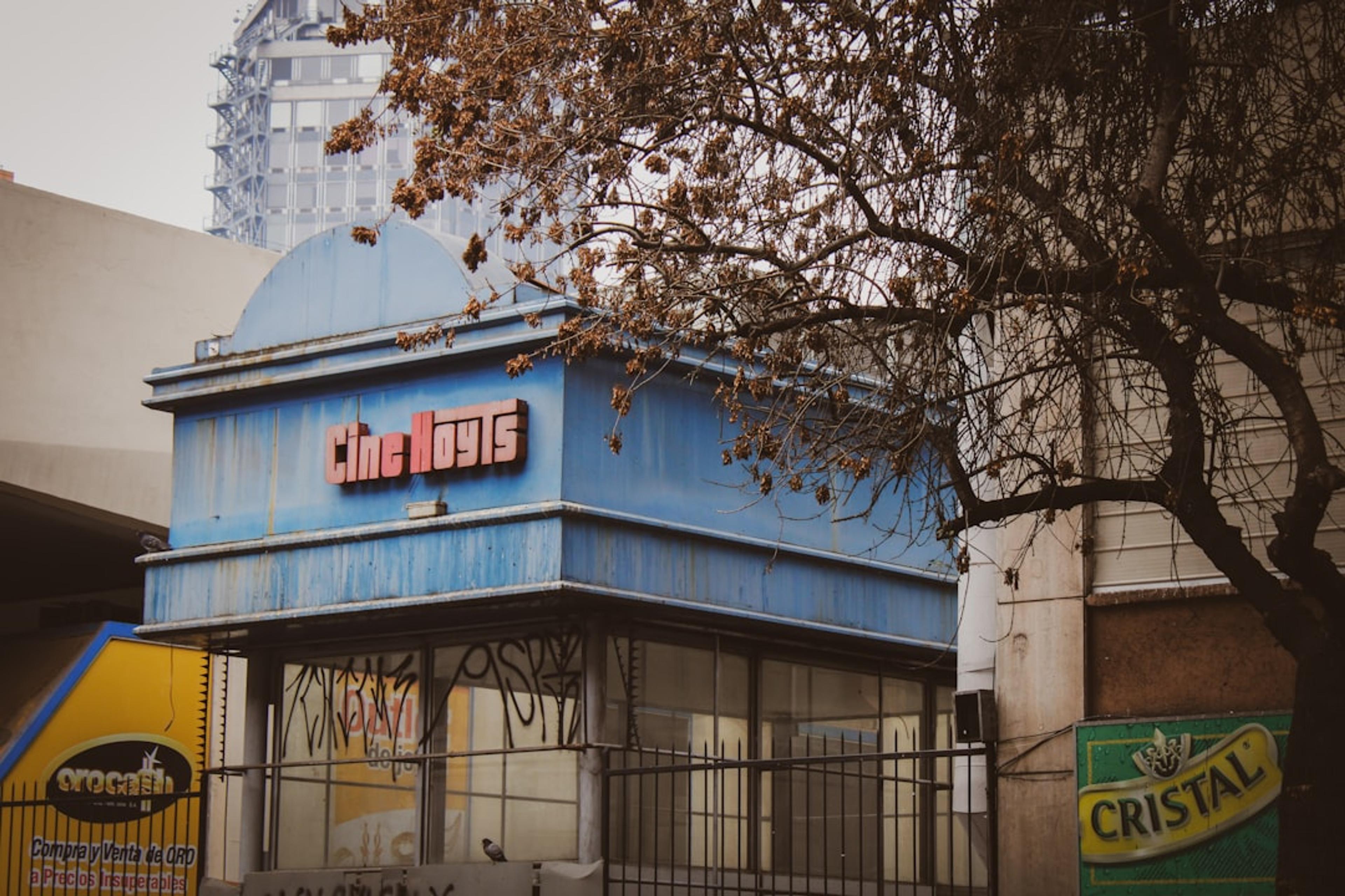 Multi-Location SEO: How Chains and Franchises Should Structure Location Pages — cover illustration